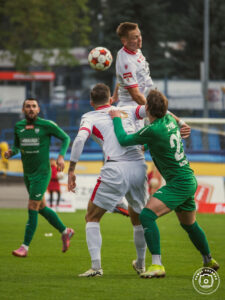 20251005 Resovia Rekord 8486 225x300 1 | AleMecz.pl