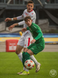 20251005 Resovia Rekord 8489 225x300 1 | AleMecz.pl