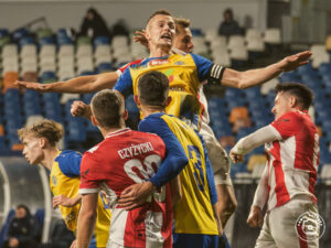 20251026 Resovia Unia Skierniewice 9601 300x225 1 | AleMecz.pl