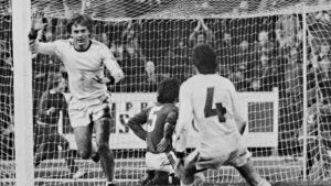 Read more about the article Dawne mecze z GKS Tychy | QUIZ ŁKS Kosz!