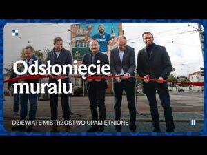 Read more about the article MURAL | Kibice, Klub, Superbet i MPK Poznań upamiętniają Majstra dla Kolejorza