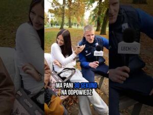 Read more about the article Bartek Mrozek sprawdził wiedzę kibiców z geografii 🧐😅  #lechpoznań #quiz #shorts #funny