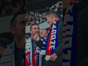 Read more about the article Od trybun po murawę – wiele serc, jeden cel ❤️‍🔥 #górnikzabrze #football #fans #torcida