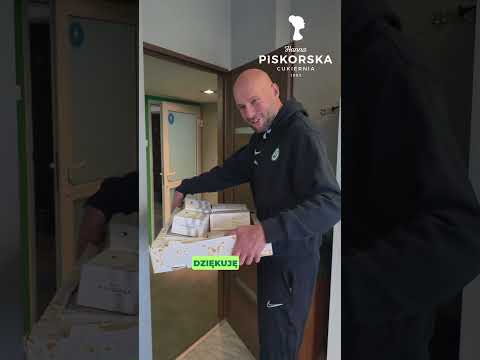 You are currently viewing 🥐 11 listopada bez rogali świętomarcińskich się nie liczy, prawda? 🤔 #wartapoznań #piłkanożna #food