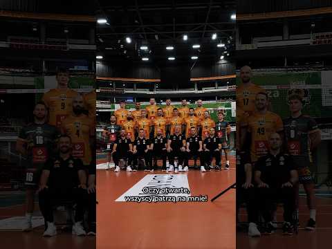 Read more about the article Rodzinne zdjęcie #gdańskichlwów 2025/2026 📸 | Energa Trefl Gdańsk #Shorts