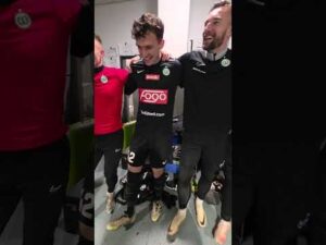 Read more about the article Jeśli ktoś potrzebował energii na nowy tydzień – proszę bardzo! 𝗪𝗔𝗥𝗧𝗔 𝗢𝗡 𝗙𝗜𝗥𝗘 🔥 #wartapoznań