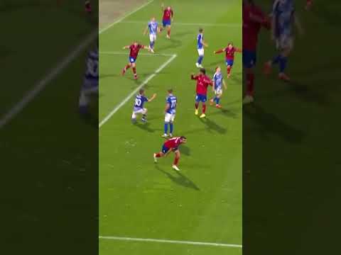 Read more about the article Stratos Svarnas i Wasz #OnestoEnergy gol miesiąca! 🎯