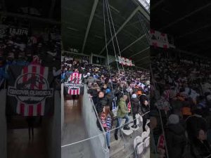 Read more about the article Let’s all do The Poznań 🔵⚪️ 🤝 ⚪️🔴 #lechpoznań #football #fans #thepoznan