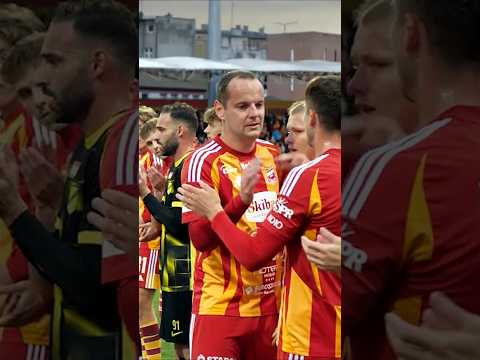 Read more about the article 38 urodziny Tomasza Mikołajczaka. Najbardziej wzruszający momemt 2025 roku? Ostatni mecz TM17 🥹