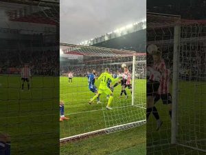 Read more about the article Tryb pinball ON. Mikkel lubi to! 🎮 #pinball #maigaard #gol #ekstraklasa @Ekstraklasa