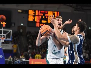 Read more about the article Końcówka meczu Legia – MLP Academics Heidelberg