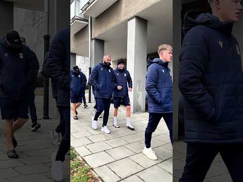 Read more about the article Szybki spacer po Ołomuńcu 🇨🇿✅ #lechpoznań #football #shorts #conferenceleague