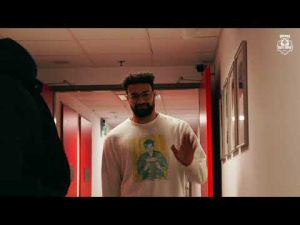 Read more about the article Śpiewające kulisy meczu z Murcią z Kennym Goinsem | Energa Trefl Sopot