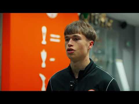 You are currently viewing Mateusz Musiał – Piłkarz Miesiąca w AP KGHM Zagłębie | Listopad 2025