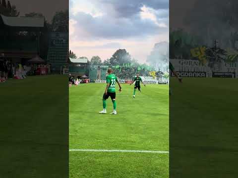 Read more about the article #BRAMKI2025 Indywidualny rajd Orlika w meczu #GKŁPUN #betclic1liga #football #sports #zielonoczarni