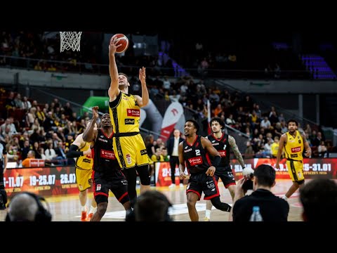 You are currently viewing Idealne zakończenie 2025 roku z Mindaugasem Kacinasem | Energa Trefl Sopot