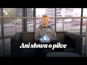 Read more about the article Ani słowa o piłce #19 – Kacper Masiak