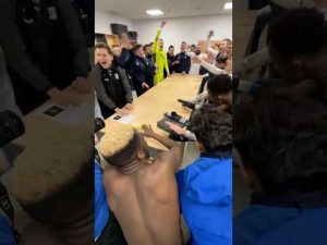 Read more about the article Jesteśmy w ćwierćfinale Pucharu Polski! 🔥🔥 #lechpoznań #football #celebration #shorts