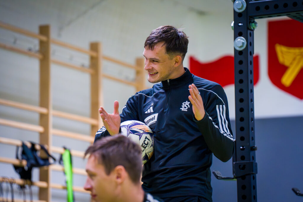 WZ 07371 1024x683 1 | AleMecz.pl