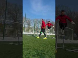 Read more about the article W końcu coś się dzieje!!!!!! #wartapoznań #piłkanożna #football