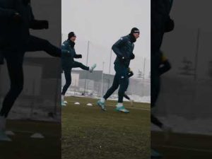 Read more about the article Tak prezentował sie nasz pierwszy trening w obiektywie! 📸⚽️#Wiosna2026 #elblagwformie #miastoelblag