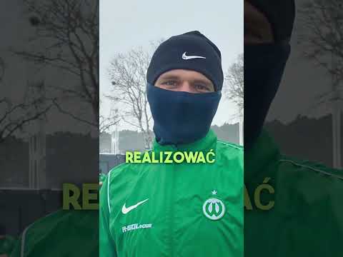 You are currently viewing Jakie są postanowienia noworoczne Zielonych? 🤔💸 #wartapoznań #football #piłkanożna