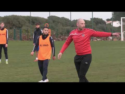 Read more about the article Siłka, dziadek, gierka i rzuty wolne. Tak właśnie minął poniedziałek na obozie!