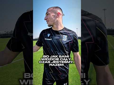 You are currently viewing Plamen Andreev opowiada o swoich pierwszych dniach w Lechu 🔵⚪️ #lechpoznań #football #shorts