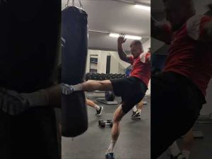 Read more about the article Sensei Fori 🥋 Lekcja 1 #podbeskidzie #bielskobiała #pilkanozna #piłkanożna #2liga #tsp #śmieszne