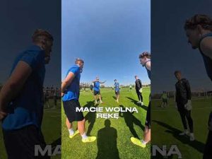 Read more about the article How it started vs how it’s going 🏆 #lechpoznań #football #winners