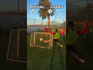 Read more about the article Who is faster?⚡️ #football #górnikzabrze #challenge