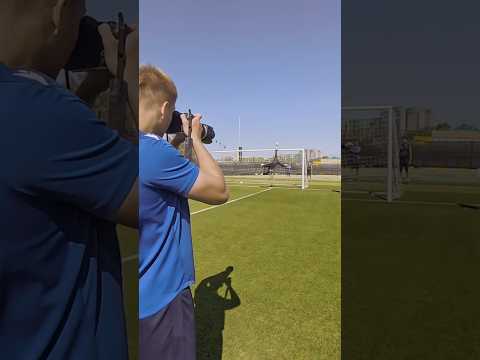 Read more about the article Daj piłkarzom aparat… to zrobią fajne zdjęcia 📸🤩 #lechpoznań #football #shorts