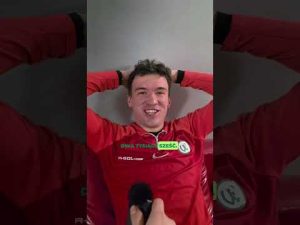 Read more about the article ✨️ Wiek to tylko liczba, prawda? ✨️ #wartapoznań #piłkanożna #2liga