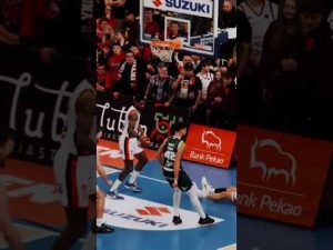 Read more about the article le carrousel 🎠 #legia #basketball #plkpl #nba #koszykowka #sports