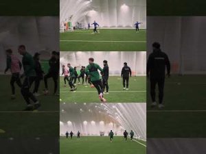 Read more about the article Nie odpuszczamy z przygotowaniami ⏳ #football #zielonoczarni #soccer #betclic1liga #sports