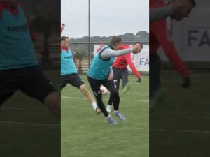 Read more about the article Łukasz Piszczek w gierce, a Paweł Łysiak na mikrofonie