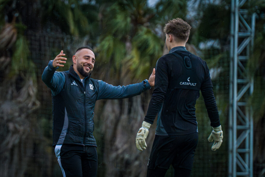 Kulisy pracy bramkarzy ŁKS 7 WZ 02354 1024x683 1 | AleMecz.pl