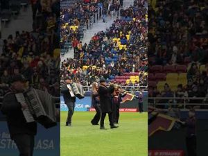 Read more about the article Rozgrzali nam stadion przed meczem! 🔥 #pogonszczecin #szczecin #footballshorts
