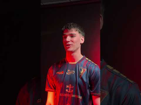 Nowy Portowiec na pokładzie 😅 #bloopers #pogonszczecin #footballshorts