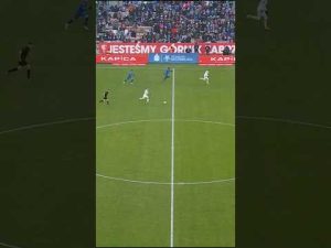 Read more about the article Ale zakręcił 🫨 #górnikzabrze #football