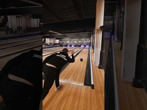 You are currently viewing Wspólny bowling w Klubem Kibica w Centrum U7 🎳 | Energa Trefl Gdańsk #Shorts