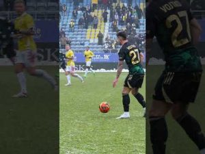 Read more about the article Ta drużyna nie odpuszcza, więc i Wy bądźcie z nami w poniedziałek 🔥 BILETY.LECHIA.PL