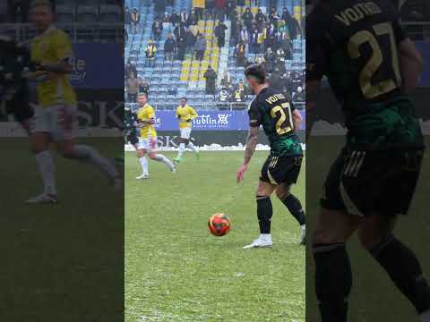 You are currently viewing Ta drużyna nie odpuszcza, więc i Wy bądźcie z nami w poniedziałek 🔥 BILETY.LECHIA.PL