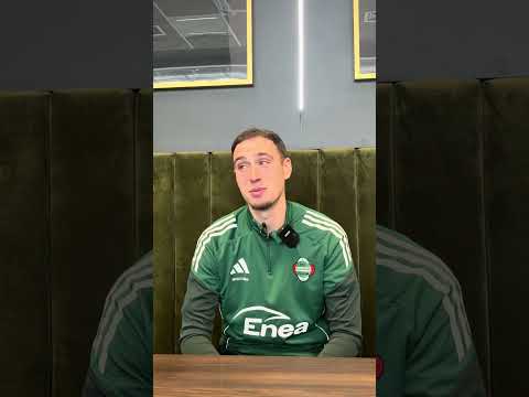 You are currently viewing Komu kibicuje Adrian Dieguez? 🤔⚽️