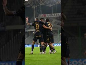 Read more about the article Jaki on miał tu spokój 🧙‍♂️ 🤩 #lechpoznań #football #goal #shorts