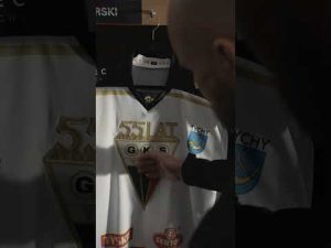 Read more about the article Nowe szaty Mistrzów Polski