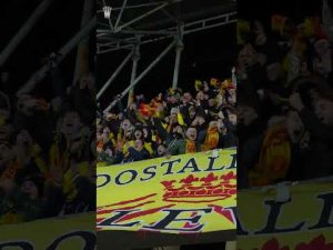 Read more about the article 👉 „Kolacja przy świecach”… na stadionie?! 🔥