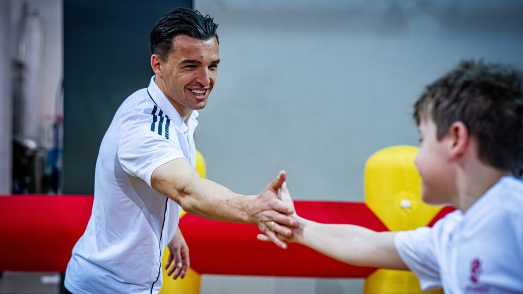 Ruch, uśmiech i sportowa ciekawość. Wielka wielosekcyjna lekcja WF z ŁKS 11 WZ 00898 1024x576 1 | AleMecz.pl