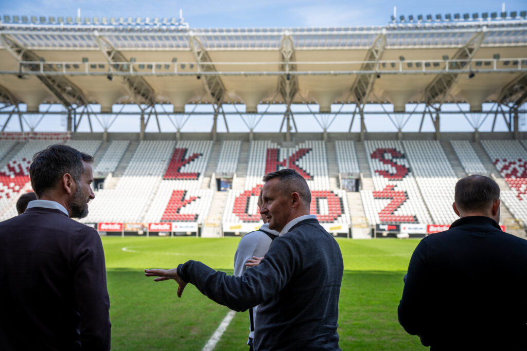 Read more about the article Przedstawiciele FIFA z wizytą w ŁKS