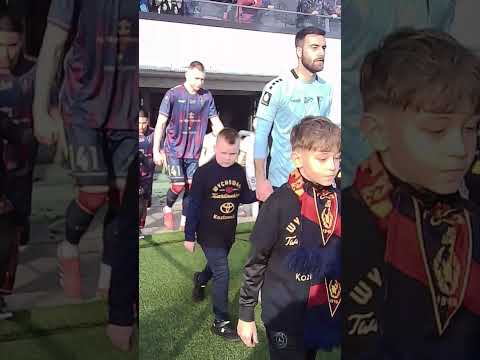 You are currently viewing POV: Zabierasz swoją retro kamerę na mecz 📹⚽️ #football #pogonszczecin #footballshorts